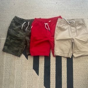 Gap kids shorts size XL 5 pairs for a great prize!!